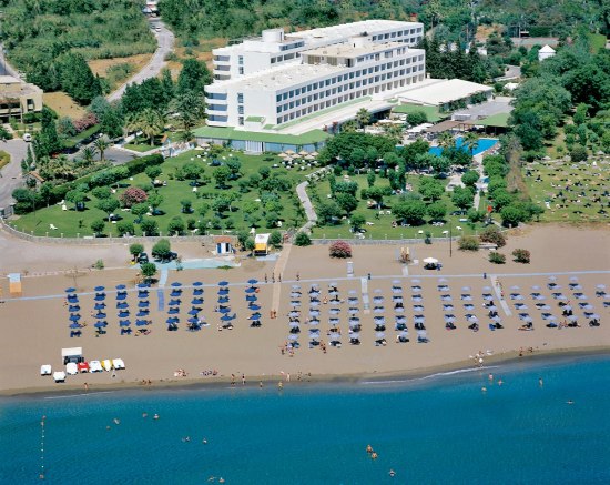   -  ,  Mitsis Faliraki Beach Hotel & Spa  -        .    ,  ,  ,  .      .